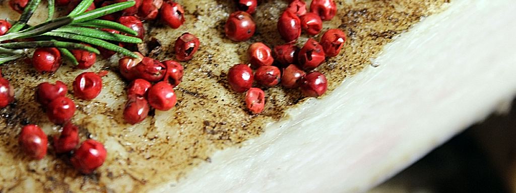 Lardo aromatizzato
